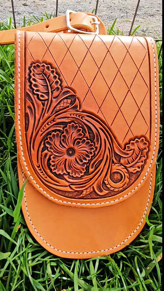 Floral saddle pocket